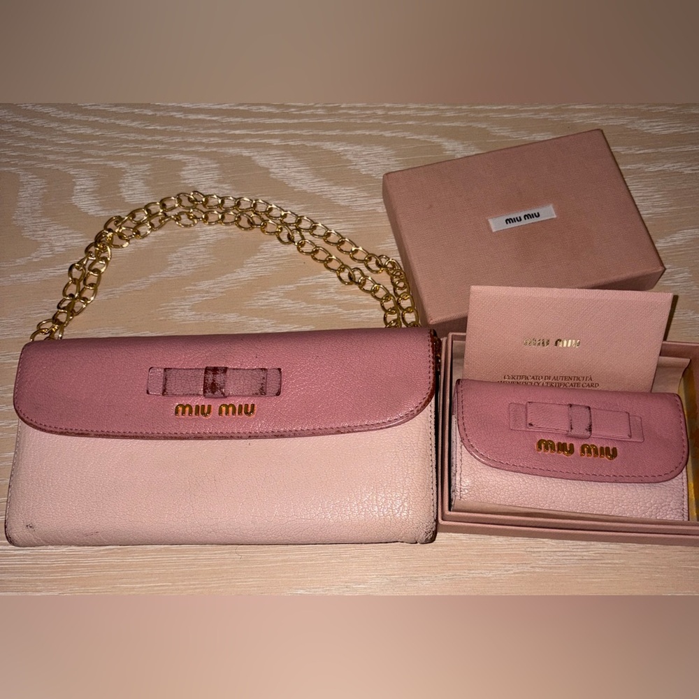 Miu Miu Pre-loved Pink Leather Clutch with Gold Chain with Matching Key Holder